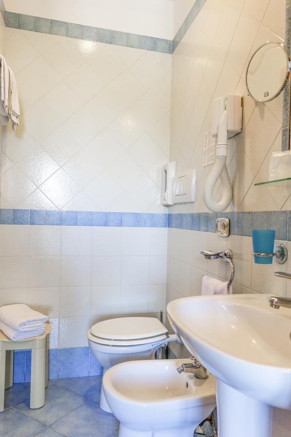 Hotel La Pergoletta Sant'Agata sui due Golfi Bagian luar foto